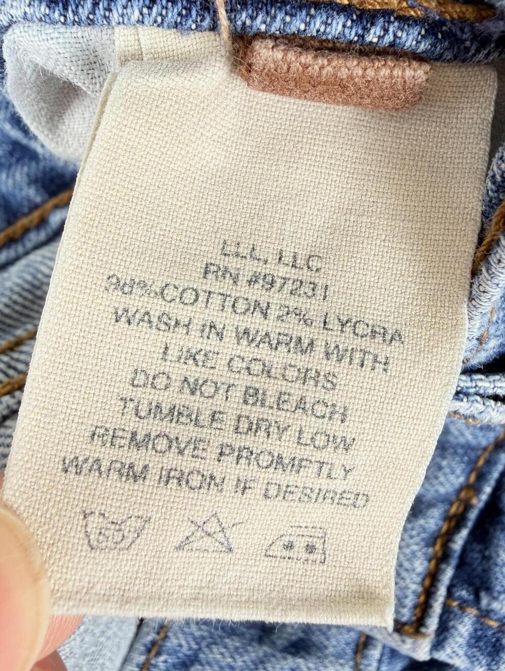 Distressed Low Rise Jeans - Picture 6 of 7